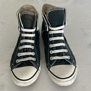 Converse chuck taylor all star sneakers. Size 5